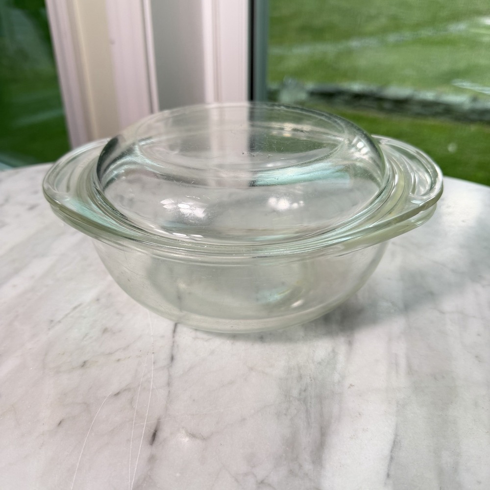 Vintage PYREX #022 Clear Glass 1 Quart Casserole Bowl With Pyrex Lid 682-C -USA
